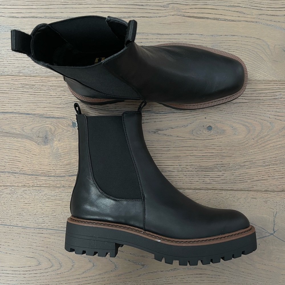 Sam Edelman Laguna Chelsea Boots